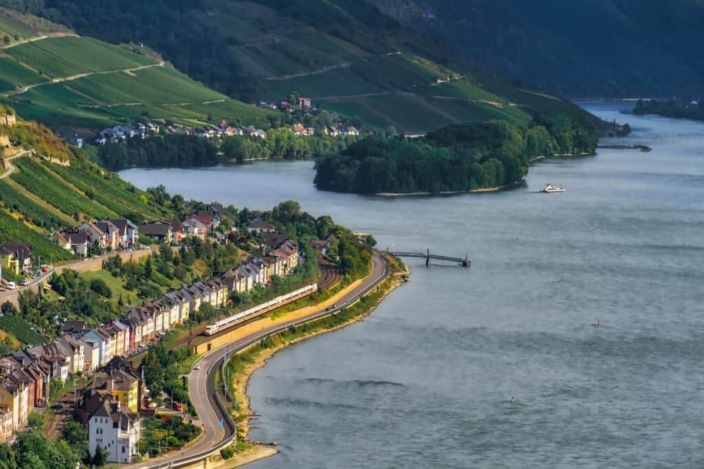 Fluss Mit F In Deutschland Fluss mit F 🌊 große Liste mit vielen Bildern & Erklärungen