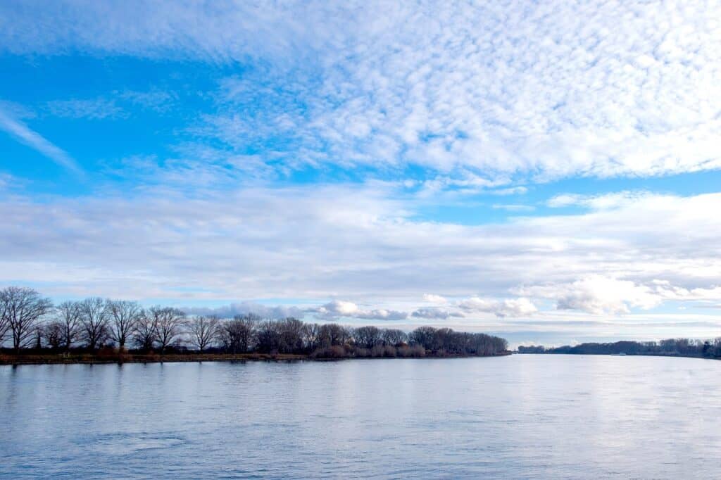 Fluss mit L 🌊 große Liste mit vielen Bildern & Erklärungen