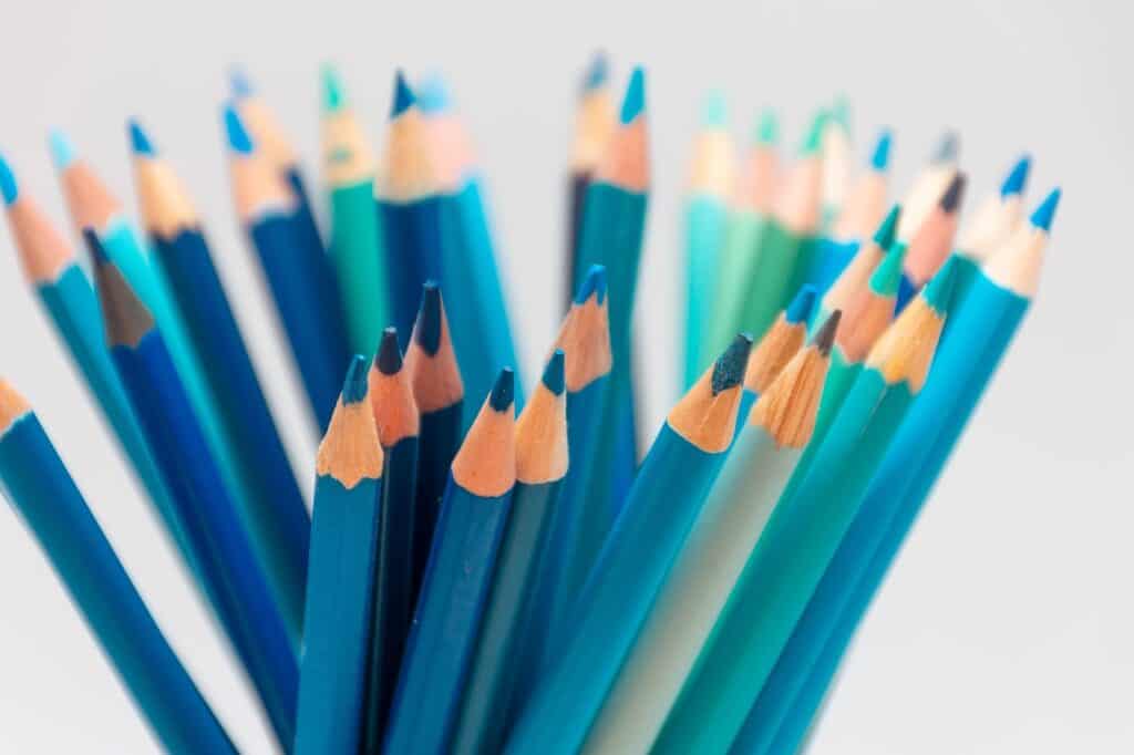Farbe mit C große Liste mit vielen Bildern & Erklärungen